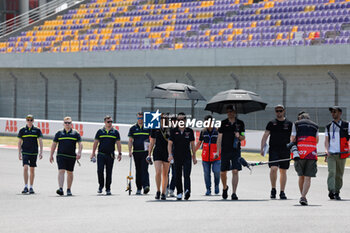 2024-05-24 - EVANS Mitch (nzl), Jaguar TCS Racing, Jaguar I-Type 6, portrait , trackwalk, during the 2024 Shanghai ePrix, 8th meeting of the 2023-24 ABB FIA Formula E World Championship, on the Shanghai International Circuit from May 24 to 26, 2024 in Shanghai, China - 2024 FORMULA E SHANGHAI EPRIX - FORMULA E - MOTORS