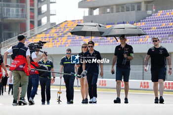 2024-05-24 - EVANS Mitch (nzl), Jaguar TCS Racing, Jaguar I-Type 6, portrait , trackwalk, during the 2024 Shanghai ePrix, 8th meeting of the 2023-24 ABB FIA Formula E World Championship, on the Shanghai International Circuit from May 24 to 26, 2024 in Shanghai, China - 2024 FORMULA E SHANGHAI EPRIX - FORMULA E - MOTORS