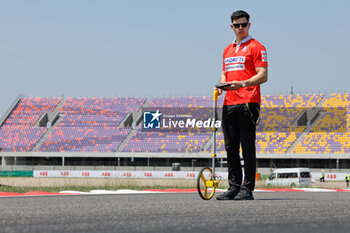 2024-05-24 - trackwalk, during the 2024 Shanghai ePrix, 8th meeting of the 2023-24 ABB FIA Formula E World Championship, on the Shanghai International Circuit from May 24 to 26, 2024 in Shanghai, China - 2024 FORMULA E SHANGHAI EPRIX - FORMULA E - MOTORS