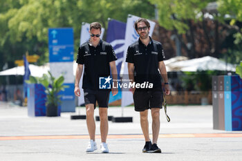 2024-05-24 - VERGNE Jean-Eric (fra), DS Penske, DS E-Tense FE23, portrait, VANDOORNE Stoffel (bel), DS Penske, DS E-Tense FE23, portrait, during the 2024 Shanghai ePrix, 8th meeting of the 2023-24 ABB FIA Formula E World Championship, on the Shanghai International Circuit from May 24 to 26, 2024 in Shanghai, China - 2024 FORMULA E SHANGHAI EPRIX - FORMULA E - MOTORS