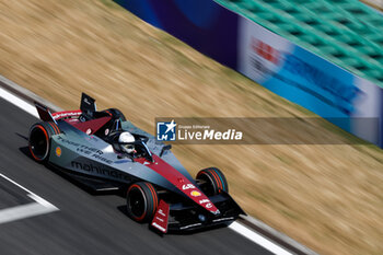 2024-05-24 - 48 MORTARA Edoardo (swi), Mahindra Racing, Mahindra M9Electro, action during the 2024 Shanghai ePrix, 8th meeting of the 2023-24 ABB FIA Formula E World Championship, on the Shanghai International Circuit from May 24 to 26, 2024 in Shanghai, China - 2024 FORMULA E SHANGHAI EPRIX - FORMULA E - MOTORS