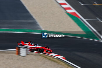 2024-05-24 - 23 FENESTRAZ Sacha (fra), Nissan Formula E Team, Nissan e-4ORCE 04, action during the 2024 Shanghai ePrix, 8th meeting of the 2023-24 ABB FIA Formula E World Championship, on the Shanghai International Circuit from May 24 to 26, 2024 in Shanghai, China - 2024 FORMULA E SHANGHAI EPRIX - FORMULA E - MOTORS