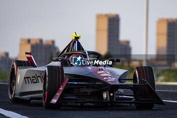 2024-05-24 - 21 DE VRIES Nyck (nld), Mahindra Racing, Mahindra M9Electro, action during the 2024 Shanghai ePrix, 8th meeting of the 2023-24 ABB FIA Formula E World Championship, on the Shanghai International Circuit from May 24 to 26, 2024 in Shanghai, China - 2024 FORMULA E SHANGHAI EPRIX - FORMULA E - MOTORS