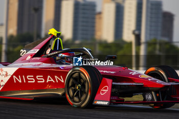 2024-05-24 - 22 ROWLAND Oliver (gbr), Nissan Formula E Team, Nissan e-4ORCE 04, action during the 2024 Shanghai ePrix, 8th meeting of the 2023-24 ABB FIA Formula E World Championship, on the Shanghai International Circuit from May 24 to 26, 2024 in Shanghai, China - 2024 FORMULA E SHANGHAI EPRIX - FORMULA E - MOTORS