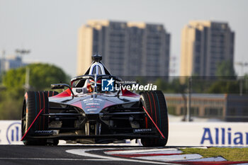 2024-05-24 - 94 WEHRLEIN Pascal (ger), TAG HEUER Porsche Formula E Team, Porsche 99X Electric, action during the 2024 Shanghai ePrix, 8th meeting of the 2023-24 ABB FIA Formula E World Championship, on the Shanghai International Circuit from May 24 to 26, 2024 in Shanghai, China - 2024 FORMULA E SHANGHAI EPRIX - FORMULA E - MOTORS