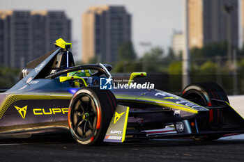 2024-05-24 - 11 DI GRASSI Lucas (bra), ABT CUPRA Formula E Team, Mahindra M9Electro, action during the 2024 Shanghai ePrix, 8th meeting of the 2023-24 ABB FIA Formula E World Championship, on the Shanghai International Circuit from May 24 to 26, 2024 in Shanghai, China - 2024 FORMULA E SHANGHAI EPRIX - FORMULA E - MOTORS