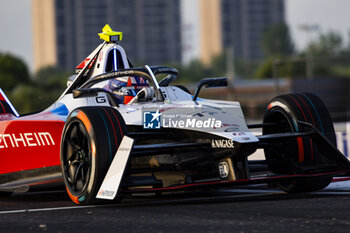 2024-05-24 - 17 NATO Norman (fra), Andretti Global, Porsche 99X Electric, action during the 2024 Shanghai ePrix, 8th meeting of the 2023-24 ABB FIA Formula E World Championship, on the Shanghai International Circuit from May 24 to 26, 2024 in Shanghai, China - 2024 FORMULA E SHANGHAI EPRIX - FORMULA E - MOTORS