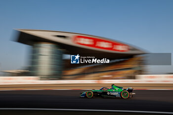 2024-05-24 - 16 BUEMI Sébastien (swi), Envision Racing, Jaguar I-Type 6, action during the 2024 Shanghai ePrix, 8th meeting of the 2023-24 ABB FIA Formula E World Championship, on the Shanghai International Circuit from May 24 to 26, 2024 in Shanghai, China - 2024 FORMULA E SHANGHAI EPRIX - FORMULA E - MOTORS