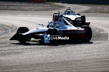 2024-05-24 - 01 DENNIS Jake (gbr), Andretti Global, Porsche 99X Electric, action during the 2024 Shanghai ePrix, 8th meeting of the 2023-24 ABB FIA Formula E World Championship, on the Shanghai International Circuit from May 24 to 26, 2024 in Shanghai, China - 2024 FORMULA E SHANGHAI EPRIX - FORMULA E - MOTORS