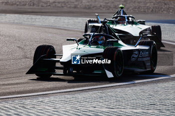 2024-05-24 - 16 BUEMI Sébastien (swi), Envision Racing, Jaguar I-Type 6, action during the 2024 Shanghai ePrix, 8th meeting of the 2023-24 ABB FIA Formula E World Championship, on the Shanghai International Circuit from May 24 to 26, 2024 in Shanghai, China - 2024 FORMULA E SHANGHAI EPRIX - FORMULA E - MOTORS