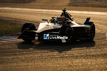 2024-05-24 - 25 VERGNE Jean-Eric (fra), DS Penske, DS E-Tense FE23, action during the 2024 Shanghai ePrix, 8th meeting of the 2023-24 ABB FIA Formula E World Championship, on the Shanghai International Circuit from May 24 to 26, 2024 in Shanghai, China - 2024 FORMULA E SHANGHAI EPRIX - FORMULA E - MOTORS