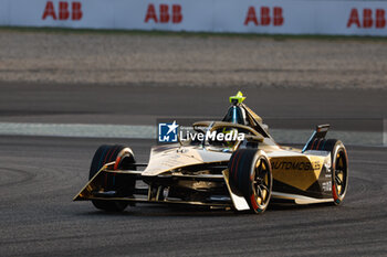 2024-05-24 - 02 VANDOORNE Stoffel (bel), DS Penske, DS E-Tense FE23, action during the 2024 Shanghai ePrix, 8th meeting of the 2023-24 ABB FIA Formula E World Championship, on the Shanghai International Circuit from May 24 to 26, 2024 in Shanghai, China - 2024 FORMULA E SHANGHAI EPRIX - FORMULA E - MOTORS