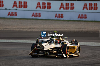 2024-05-24 - 25 VERGNE Jean-Eric (fra), DS Penske, DS E-Tense FE23, action during the 2024 Shanghai ePrix, 8th meeting of the 2023-24 ABB FIA Formula E World Championship, on the Shanghai International Circuit from May 24 to 26, 2024 in Shanghai, China - 2024 FORMULA E SHANGHAI EPRIX - FORMULA E - MOTORS