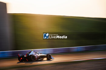 2024-05-24 - 13 DA COSTA Antonio Felix (prt), TAG HEUER Porsche Formula E Team, Porsche 99X Electric, action during the 2024 Shanghai ePrix, 8th meeting of the 2023-24 ABB FIA Formula E World Championship, on the Shanghai International Circuit from May 24 to 26, 2024 in Shanghai, China - 2024 FORMULA E SHANGHAI EPRIX - FORMULA E - MOTORS