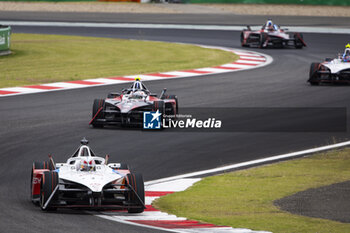 2024-05-25 - 01 DENNIS Jake (gbr), Andretti Global, Porsche 99X Electric, action during the 2024 Shanghai ePrix, 8th meeting of the 2023-24 ABB FIA Formula E World Championship, on the Shanghai International Circuit from May 24 to 26, 2024 in Shanghai, China - 2024 FORMULA E SHANGHAI EPRIX - FORMULA E - MOTORS