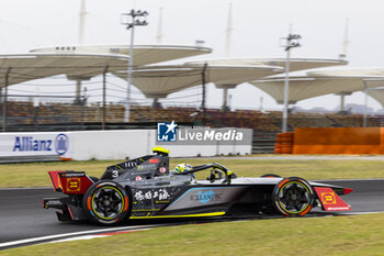 2024-05-25 - 03 SETTE CAMARA Sergio (bra), ERT Formula E Team, ERT X24, action during the 2024 Shanghai ePrix, 8th meeting of the 2023-24 ABB FIA Formula E World Championship, on the Shanghai International Circuit from May 24 to 26, 2024 in Shanghai, China - 2024 FORMULA E SHANGHAI EPRIX - FORMULA E - MOTORS