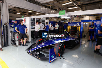 2024-05-25 - 18 DARUVALA Jehan (ind), Maserati MSG Racing, Maserati Tipo Folgore, during the 2024 Shanghai ePrix, 8th meeting of the 2023-24 ABB FIA Formula E World Championship, on the Shanghai International Circuit from May 24 to 26, 2024 in Shanghai, China - 2024 FORMULA E SHANGHAI EPRIX - FORMULA E - MOTORS