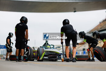 2024-05-25 - 51 MULLER Nico (swi), ABT CUPRA Formula E Team, Mahindra M9Electro, action, pitlane, during the 2024 Shanghai ePrix, 8th meeting of the 2023-24 ABB FIA Formula E World Championship, on the Shanghai International Circuit from May 24 to 26, 2024 in Shanghai, China - 2024 FORMULA E SHANGHAI EPRIX - FORMULA E - MOTORS