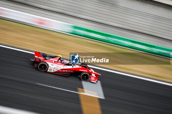 2024-05-25 - 22 ROWLAND Oliver (gbr), Nissan Formula E Team, Nissan e-4ORCE 04, action during the 2024 Shanghai ePrix, 8th meeting of the 2023-24 ABB FIA Formula E World Championship, on the Shanghai International Circuit from May 24 to 26, 2024 in Shanghai, China - 2024 FORMULA E SHANGHAI EPRIX - FORMULA E - MOTORS