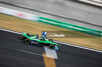 2024-05-25 - 16 BUEMI Sébastien (swi), Envision Racing, Jaguar I-Type 6, action during the 2024 Shanghai ePrix, 8th meeting of the 2023-24 ABB FIA Formula E World Championship, on the Shanghai International Circuit from May 24 to 26, 2024 in Shanghai, China - 2024 FORMULA E SHANGHAI EPRIX - FORMULA E - MOTORS