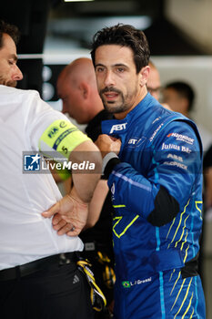 2024-05-25 - DI GRASSI Lucas (bra), ABT CUPRA Formula E Team, Mahindra M9Electro, portrait during the 2024 Shanghai ePrix, 8th meeting of the 2023-24 ABB FIA Formula E World Championship, on the Shanghai International Circuit from May 24 to 26, 2024 in Shanghai, China - 2024 FORMULA E SHANGHAI EPRIX - FORMULA E - MOTORS