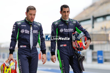 2024-05-25 - BUEMI Sébastien (swi), Envision Racing, Jaguar I-Type 6, portrait, FRIJNS Robin (nld), Envision Racing, Jaguar I-Type 6, portrait during the 2024 Shanghai ePrix, 8th meeting of the 2023-24 ABB FIA Formula E World Championship, on the Shanghai International Circuit from May 24 to 26, 2024 in Shanghai, China - 2024 FORMULA E SHANGHAI EPRIX - FORMULA E - MOTORS