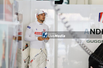 2024-05-25 - DENNIS Jake (gbr), Andretti Global, Porsche 99X Electric, portrait during the 2024 Shanghai ePrix, 8th meeting of the 2023-24 ABB FIA Formula E World Championship, on the Shanghai International Circuit from May 24 to 26, 2024 in Shanghai, China - 2024 FORMULA E SHANGHAI EPRIX - FORMULA E - MOTORS