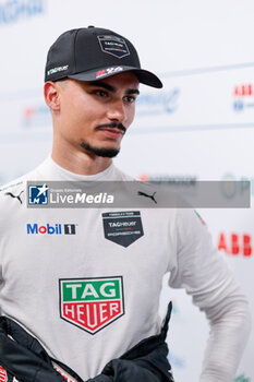 2024-05-25 - WEHRLEIN Pascal (ger), TAG HEUER Porsche Formula E Team, Porsche 99X Electric, portrait during the 2024 Shanghai ePrix, 8th meeting of the 2023-24 ABB FIA Formula E World Championship, on the Shanghai International Circuit from May 24 to 26, 2024 in Shanghai, China - 2024 FORMULA E SHANGHAI EPRIX - FORMULA E - MOTORS