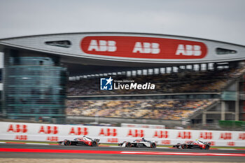 2024-05-25 - 94 WEHRLEIN Pascal (ger), TAG HEUER Porsche Formula E Team, Porsche 99X Electric, action, 09 EVANS Mitch (nzl), Jaguar TCS Racing, Jaguar I-Type 6, action, during the 2024 Shanghai ePrix, 8th meeting of the 2023-24 ABB FIA Formula E World Championship, on the Shanghai International Circuit from May 24 to 26, 2024 in Shanghai, China - 2024 FORMULA E SHANGHAI EPRIX - FORMULA E - MOTORS