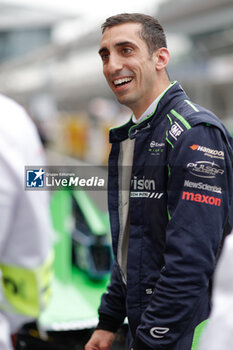 2024-05-25 - BUEMI Sébastien (swi), Envision Racing, Jaguar I-Type 6, portrait, grille de depart, starting grid, during the 2024 Shanghai ePrix, 8th meeting of the 2023-24 ABB FIA Formula E World Championship, on the Shanghai International Circuit from May 24 to 26, 2024 in Shanghai, China - 2024 FORMULA E SHANGHAI EPRIX - FORMULA E - MOTORS