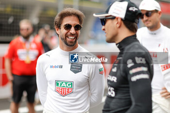 2024-05-25 - DA COSTA Antonio Felix (prt), TAG HEUER Porsche Formula E Team, Porsche 99X Electric, portrait, grille de depart, starting grid, during the 2024 Shanghai ePrix, 8th meeting of the 2023-24 ABB FIA Formula E World Championship, on the Shanghai International Circuit from May 24 to 26, 2024 in Shanghai, China - 2024 FORMULA E SHANGHAI EPRIX - FORMULA E - MOTORS