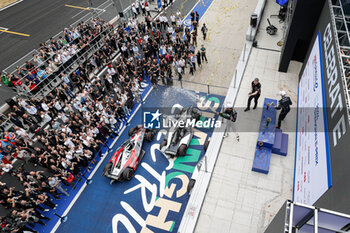 2024-05-25 - EVANS Mitch (nzl), Jaguar TCS Racing, Jaguar I-Type 6, portrait, WEHRLEIN Pascal (ger), TAG HEUER Porsche Formula E Team, Porsche 99X Electric, portrait, CASSIDY Nick (nzl), Jaguar TCS Racing, Jaguar I-Type 6, portrait, podium, portrait, during the 2024 Shanghai ePrix, 8th meeting of the 2023-24 ABB FIA Formula E World Championship, on the Shanghai International Circuit from May 24 to 26, 2024 in Shanghai, China - 2024 FORMULA E SHANGHAI EPRIX - FORMULA E - MOTORS