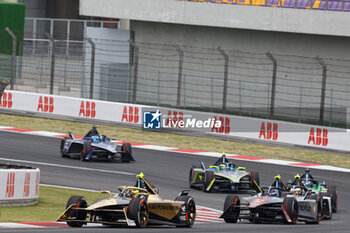 2024-05-25 - 02 VANDOORNE Stoffel (bel), DS Penske, DS E-Tense FE23, action during the 2024 Shanghai ePrix, 8th meeting of the 2023-24 ABB FIA Formula E World Championship, on the Shanghai International Circuit from May 24 to 26, 2024 in Shanghai, China - 2024 FORMULA E SHANGHAI EPRIX - FORMULA E - MOTORS