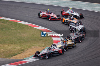 2024-05-25 - 94 WEHRLEIN Pascal (ger), TAG HEUER Porsche Formula E Team, Porsche 99X Electric, 25 VERGNE Jean-Eric (fra), DS Penske, DS E-Tense FE23, action during the 2024 Shanghai ePrix, 8th meeting of the 2023-24 ABB FIA Formula E World Championship, on the Shanghai International Circuit from May 24 to 26, 2024 in Shanghai, China - 2024 FORMULA E SHANGHAI EPRIX - FORMULA E - MOTORS