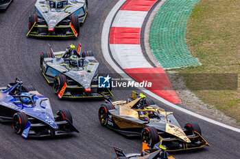 2024-05-25 - 02 VANDOORNE Stoffel (bel), DS Penske, DS E-Tense FE23, action during the 2024 Shanghai ePrix, 8th meeting of the 2023-24 ABB FIA Formula E World Championship, on the Shanghai International Circuit from May 24 to 26, 2024 in Shanghai, China - 2024 FORMULA E SHANGHAI EPRIX - FORMULA E - MOTORS