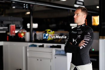 2024-05-26 - VANDOORNE Stoffel (bel), DS Penske, DS E-Tense FE23, portrait during the 2024 Shanghai ePrix, 8th meeting of the 2023-24 ABB FIA Formula E World Championship, on the Shanghai International Circuit from May 24 to 26, 2024 in Shanghai, China - 2024 FORMULA E SHANGHAI EPRIX - FORMULA E - MOTORS