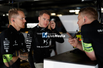 2024-05-26 - VANDOORNE Stoffel (bel), DS Penske, DS E-Tense FE23, portrait during the 2024 Shanghai ePrix, 8th meeting of the 2023-24 ABB FIA Formula E World Championship, on the Shanghai International Circuit from May 24 to 26, 2024 in Shanghai, China - 2024 FORMULA E SHANGHAI EPRIX - FORMULA E - MOTORS