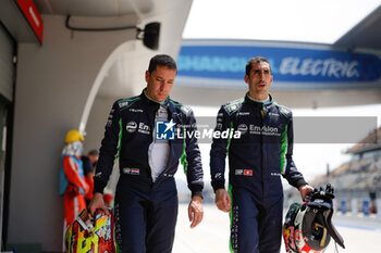 2024-05-26 - FRIJNS Robin (nld), Envision Racing, Jaguar I-Type 6, portrait, BUEMI Sébastien (swi), Envision Racing, Jaguar I-Type 6, portrait, during the 2024 Shanghai ePrix, 8th meeting of the 2023-24 ABB FIA Formula E World Championship, on the Shanghai International Circuit from May 24 to 26, 2024 in Shanghai, China - 2024 FORMULA E SHANGHAI EPRIX - FORMULA E - MOTORS