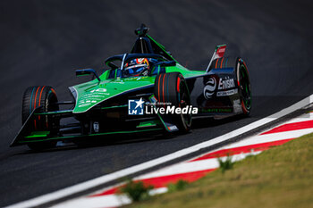 2024-05-26 - 16 BUEMI Sébastien (swi), Envision Racing, Jaguar I-Type 6, action during the 2024 Shanghai ePrix, 8th meeting of the 2023-24 ABB FIA Formula E World Championship, on the Shanghai International Circuit from May 24 to 26, 2024 in Shanghai, China - 2024 FORMULA E SHANGHAI EPRIX - FORMULA E - MOTORS