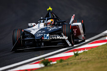 2024-05-26 - 37 CASSIDY Nick (nzl), Jaguar TCS Racing, Jaguar I-Type 6, action during the 2024 Shanghai ePrix, 8th meeting of the 2023-24 ABB FIA Formula E World Championship, on the Shanghai International Circuit from May 24 to 26, 2024 in Shanghai, China - 2024 FORMULA E SHANGHAI EPRIX - FORMULA E - MOTORS