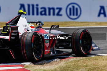 2024-05-26 - 13 DA COSTA Antonio Felix (prt), TAG HEUER Porsche Formula E Team, Porsche 99X Electric, action during the 2024 Shanghai ePrix, 8th meeting of the 2023-24 ABB FIA Formula E World Championship, on the Shanghai International Circuit from May 24 to 26, 2024 in Shanghai, China - 2024 FORMULA E SHANGHAI EPRIX - FORMULA E - MOTORS