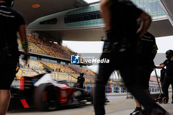 2024-05-26 - WEHRLEIN Pascal (ger), TAG HEUER Porsche Formula E Team, Porsche 99X Electric, portrait stand, pitlane during the 2024 Shanghai ePrix, 8th meeting of the 2023-24 ABB FIA Formula E World Championship, on the Shanghai International Circuit from May 24 to 26, 2024 in Shanghai, China - 2024 FORMULA E SHANGHAI EPRIX - FORMULA E - MOTORS