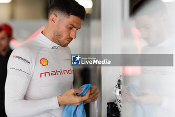 2024-05-26 - MORTARA Edoardo (swi), Mahindra Racing, Mahindra M9Electro, portrait during the 2024 Shanghai ePrix, 8th meeting of the 2023-24 ABB FIA Formula E World Championship, on the Shanghai International Circuit from May 24 to 26, 2024 in Shanghai, China - 2024 FORMULA E SHANGHAI EPRIX - FORMULA E - MOTORS