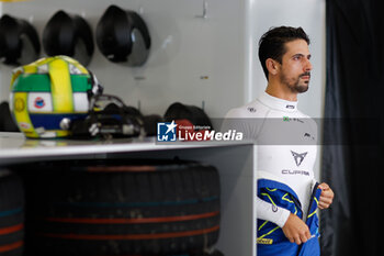 2024-05-26 - DI GRASSI Lucas (bra), ABT CUPRA Formula E Team, Mahindra M9Electro, portrait during the 2024 Shanghai ePrix, 8th meeting of the 2023-24 ABB FIA Formula E World Championship, on the Shanghai International Circuit from May 24 to 26, 2024 in Shanghai, China - 2024 FORMULA E SHANGHAI EPRIX - FORMULA E - MOTORS