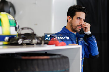 2024-05-26 - DI GRASSI Lucas (bra), ABT CUPRA Formula E Team, Mahindra M9Electro, portrait during the 2024 Shanghai ePrix, 8th meeting of the 2023-24 ABB FIA Formula E World Championship, on the Shanghai International Circuit from May 24 to 26, 2024 in Shanghai, China - 2024 FORMULA E SHANGHAI EPRIX - FORMULA E - MOTORS