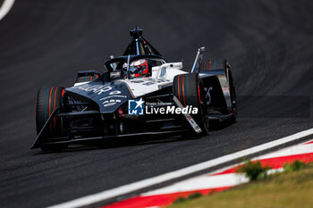 2024-05-26 - 09 EVANS Mitch (nzl), Jaguar TCS Racing, Jaguar I-Type 6, action during the 2024 Shanghai ePrix, 8th meeting of the 2023-24 ABB FIA Formula E World Championship, on the Shanghai International Circuit from May 24 to 26, 2024 in Shanghai, China - 2024 FORMULA E SHANGHAI EPRIX - FORMULA E - MOTORS