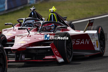 2024-05-26 - 22 ROWLAND Oliver (gbr), Nissan Formula E Team, Nissan e-4ORCE 04, action during the 2024 Shanghai ePrix, 8th meeting of the 2023-24 ABB FIA Formula E World Championship, on the Shanghai International Circuit from May 24 to 26, 2024 in Shanghai, China - 2024 FORMULA E SHANGHAI EPRIX - FORMULA E - MOTORS