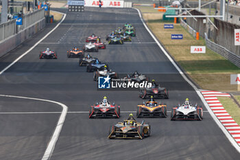 2024-05-26 - 02 VANDOORNE Stoffel (bel), DS Penske, DS E-Tense FE23, action during the 2024 Shanghai ePrix, 8th meeting of the 2023-24 ABB FIA Formula E World Championship, on the Shanghai International Circuit from May 24 to 26, 2024 in Shanghai, China - 2024 FORMULA E SHANGHAI EPRIX - FORMULA E - MOTORS