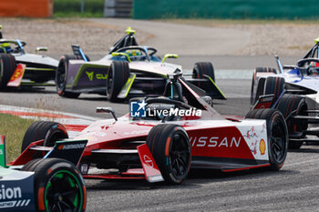 2024-05-26 - 23 FENESTRAZ Sacha (fra), Nissan Formula E Team, Nissan e-4ORCE 04, action during the 2024 Shanghai ePrix, 8th meeting of the 2023-24 ABB FIA Formula E World Championship, on the Shanghai International Circuit from May 24 to 26, 2024 in Shanghai, China - 2024 FORMULA E SHANGHAI EPRIX - FORMULA E - MOTORS