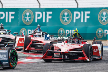 2024-05-26 - 22 ROWLAND Oliver (gbr), Nissan Formula E Team, Nissan e-4ORCE 04, action during the 2024 Shanghai ePrix, 8th meeting of the 2023-24 ABB FIA Formula E World Championship, on the Shanghai International Circuit from May 24 to 26, 2024 in Shanghai, China - 2024 FORMULA E SHANGHAI EPRIX - FORMULA E - MOTORS